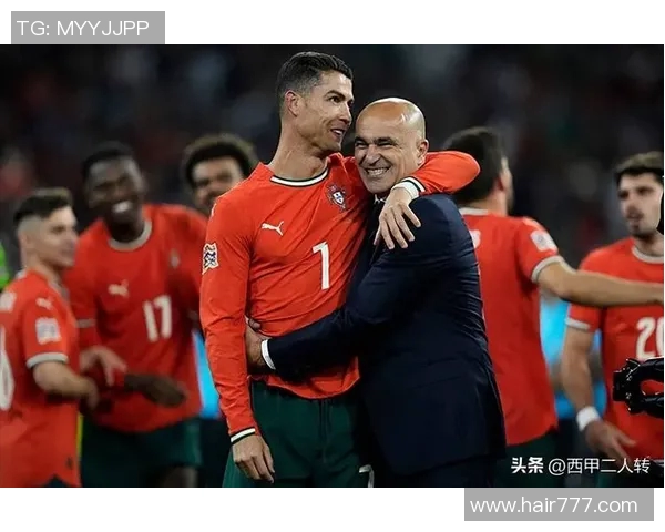 马丁内斯的传奇旅程：从草根球员到世界足球巨星的蜕变与荣耀